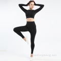 Yoga top met lange mouwen en yoga pak